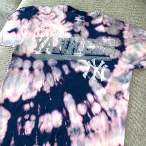 Bleach dye NY Yankees T-shirt